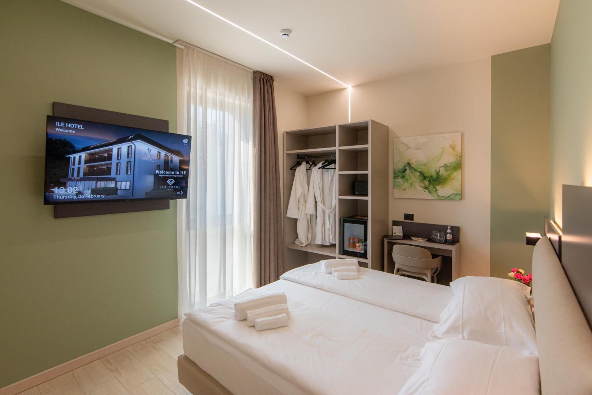 Ile Hotel Peschiera del Garda Exterior foto